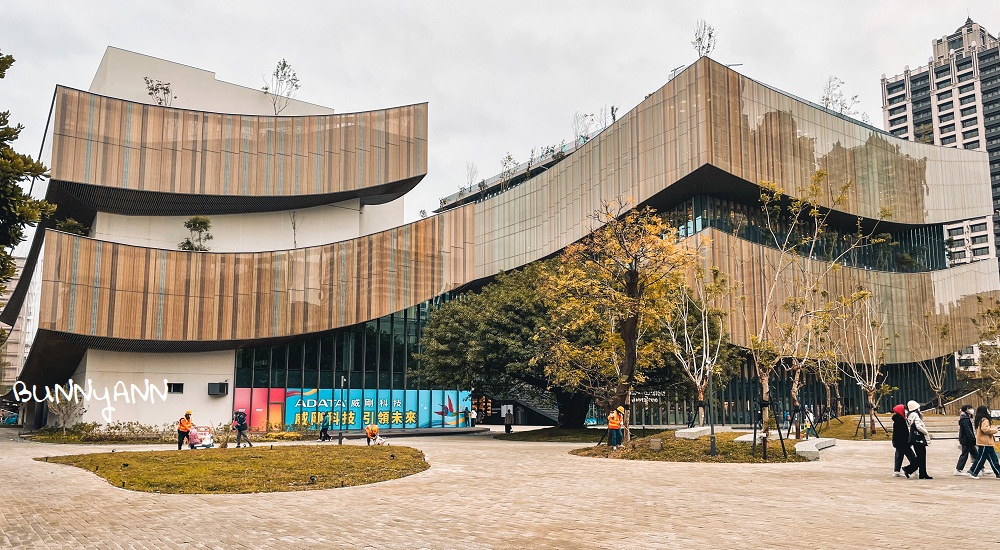 桃園市立圖書館總館