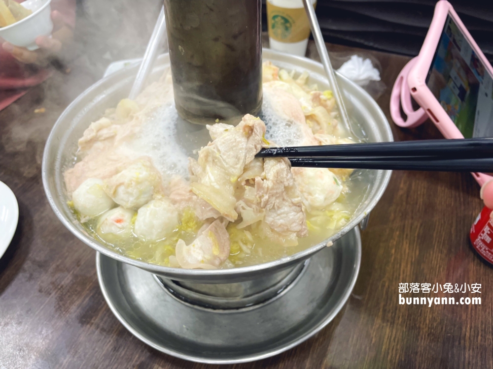 劉家酸菜白肉鍋曾子店