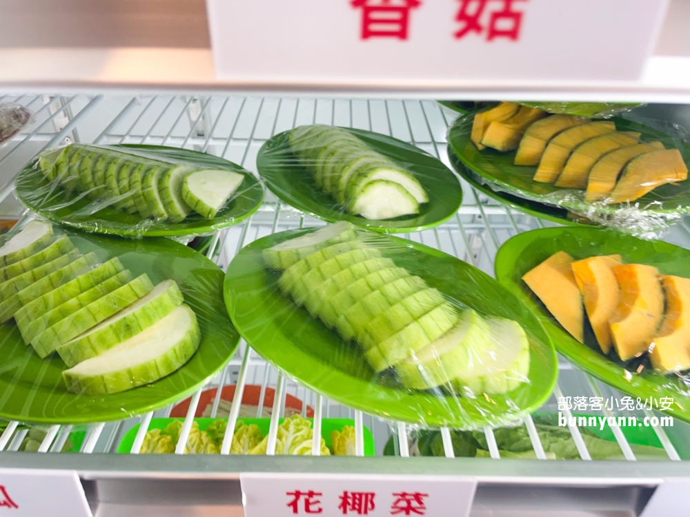 可以看海的餐廳推薦！金川石頭火鍋，潮境公園排隊美食店家