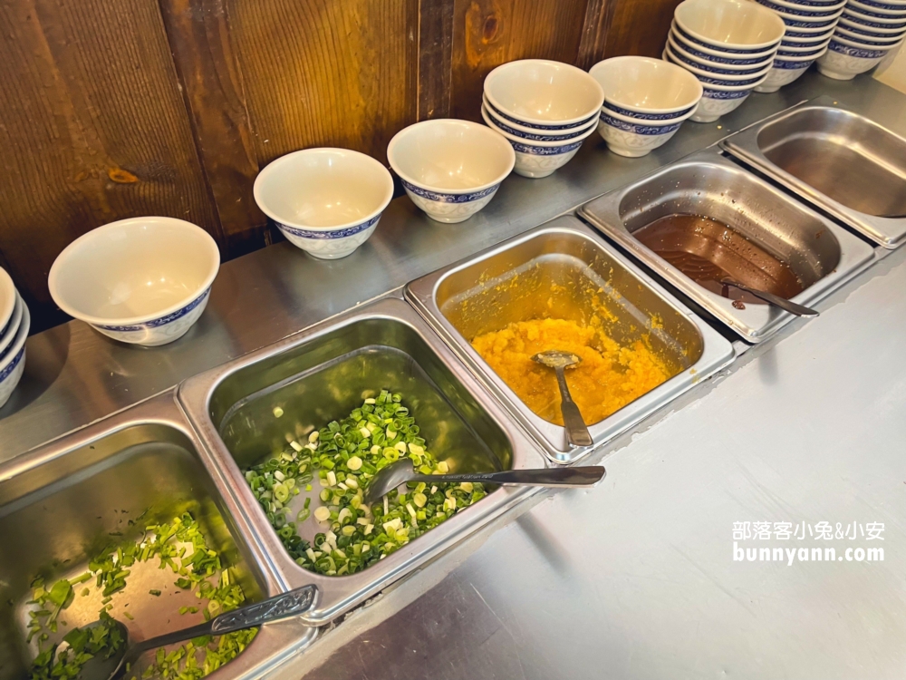 可以看海的餐廳推薦！金川石頭火鍋，潮境公園排隊美食店家