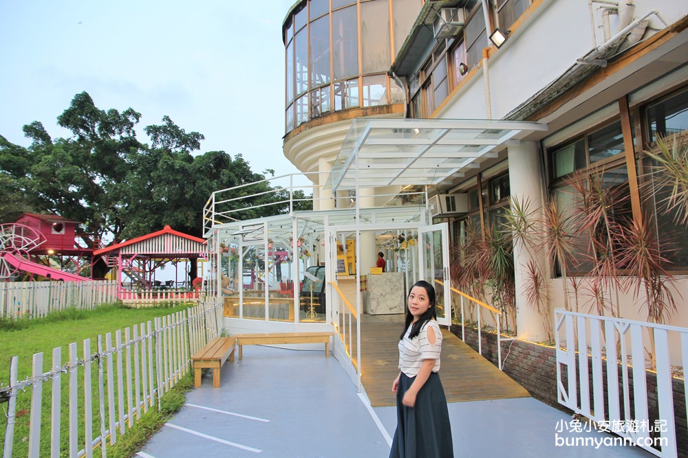 宜蘭新景點 | 兔子迷宮夜景景觀餐廳，夢幻城市夜景、飛行天空步道、粉紅樹屋全在這!