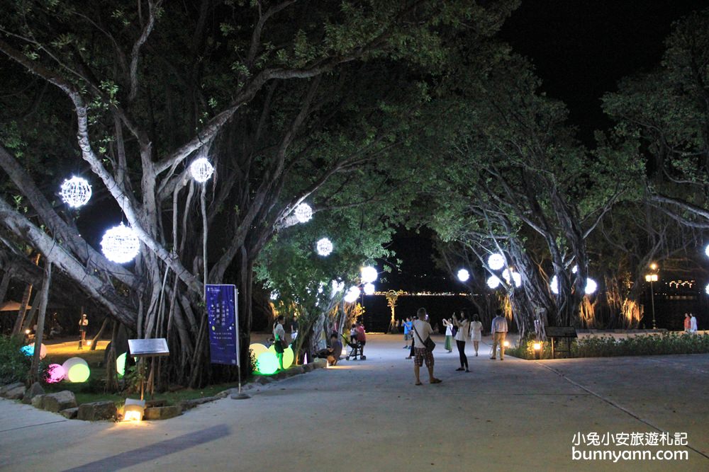 淡水景點》淡水海關碼頭，夜晚約會散步首選，夏日閃亮燈海美麗登場～