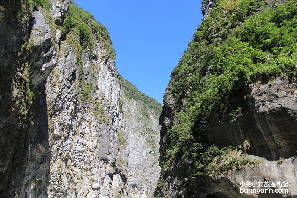 花蓮中橫絕美景點太魯閣燕子口步道，鬼斧神工大峽谷景色!!