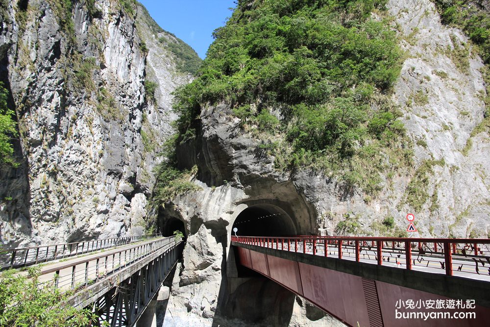 花蓮中橫絕美景點太魯閣燕子口步道，鬼斧神工大峽谷景色!!