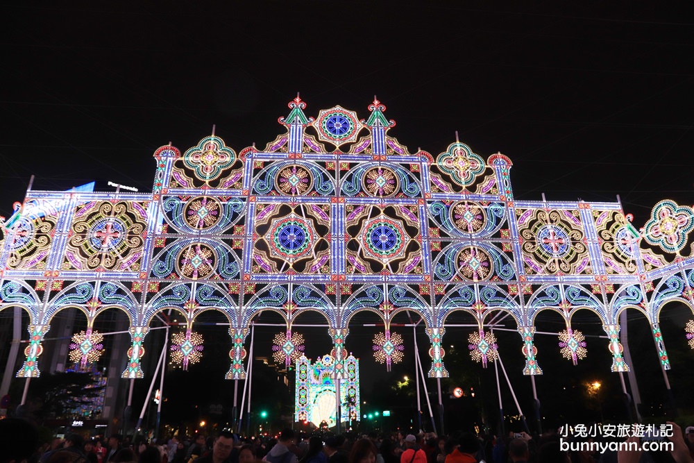 台北光雕節》Luminarie光之饗宴，台北最絕美光廊與夢幻教堂光雕，超美夜晚就在這~