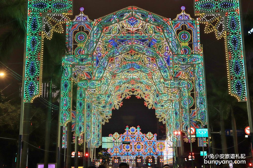 台北光雕節》Luminarie光之饗宴，台北最絕美光廊與夢幻教堂光雕，超美夜晚就在這~