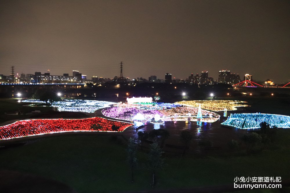 新北景點》板橋江翠礫間水岸蝴蝶公園，美拍星空隧道、閃亮亮光雕地景~