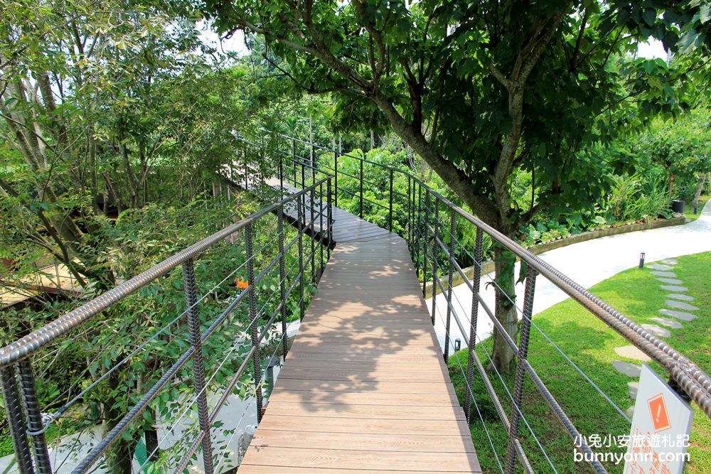 嘉義景點》幸福山丘happyhill，小山丘上的貨櫃屋，藍天下眺望嘉義美景