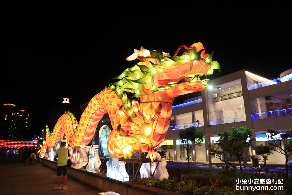 基隆景點》2019中元祭燈會，超美水鑽星空隧道、飛龍花燈，最美海線賞燈一日遊～