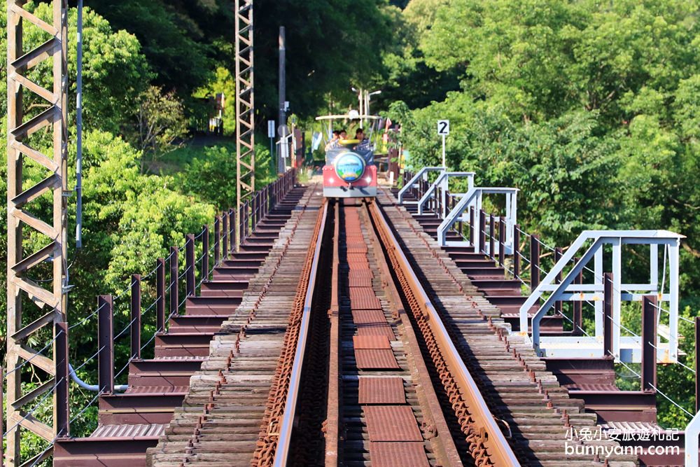 苗栗舊山線鐵道自行車，推薦必踩路線，山谷鐵軌鋼橋無限美