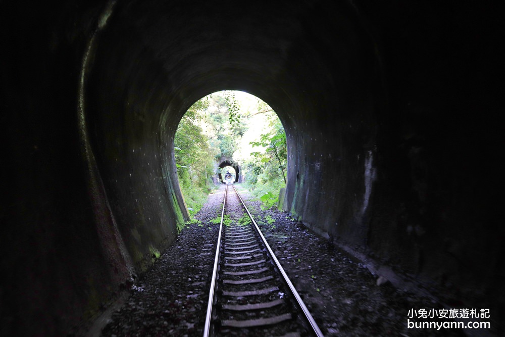 苗栗舊山線鐵道自行車，推薦必踩路線，山谷鐵軌鋼橋無限美