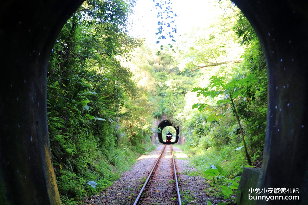 苗栗舊山線鐵道自行車，推薦必踩路線，山谷鐵軌鋼橋無限美