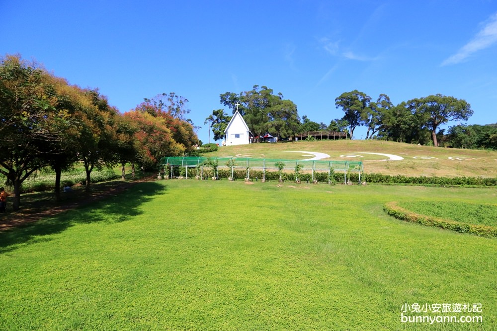 桃園景點》大溪花海農場，神秘復活島摩艾石像，全新優雅英國館秘密花園登場~