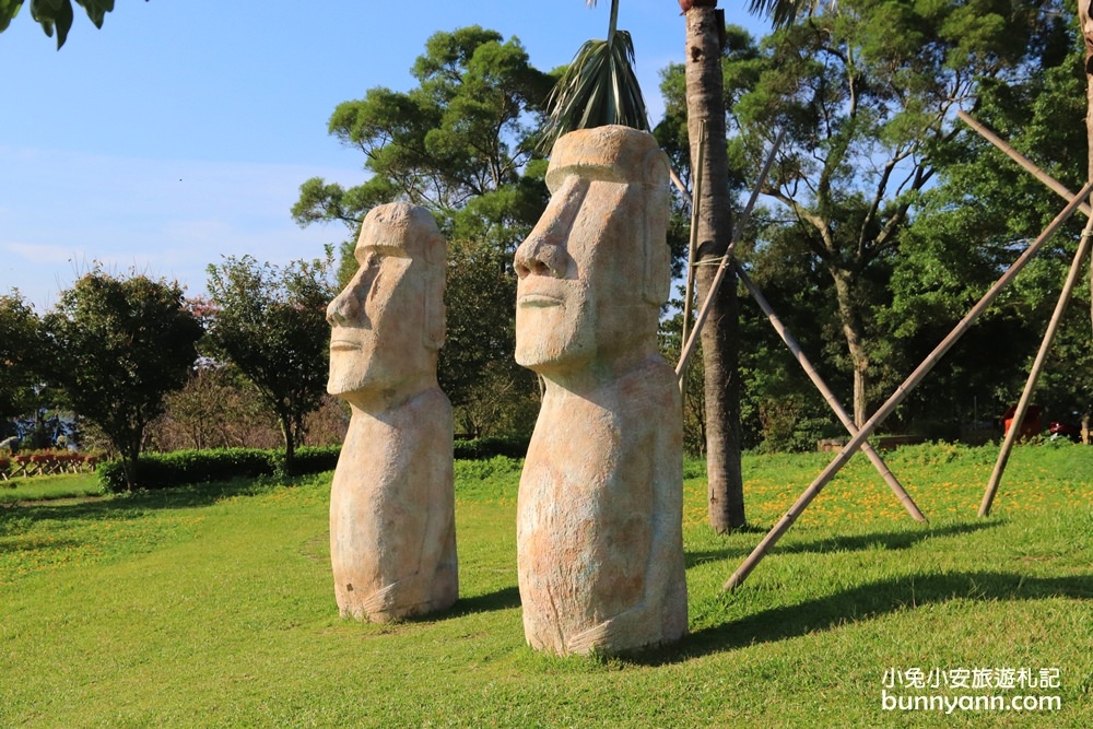 桃園景點》大溪花海農場，神秘復活島摩艾石像，全新優雅英國館秘密花園登場~