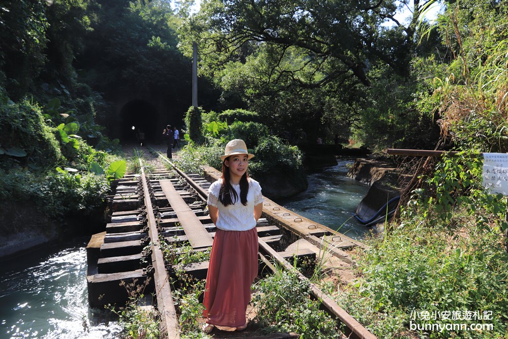 台中景點》后里八號隧道最美神隱少女秘境，唯美舊山線鐵道IG打卡點~