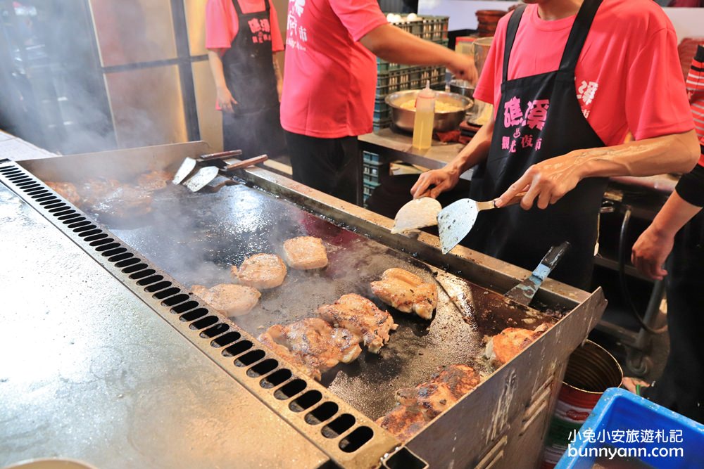 宜蘭新景點》礁溪新夜市開張了！最新觀光夜市熱鬧登場，美食娛樂全都有～