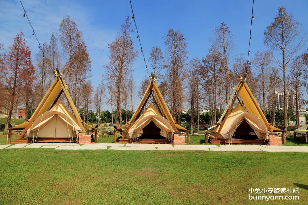 高雄景點》旅人野餐秘密基地！全新長頸鹿沙坑溜滑梯與動物親子園，隱藏在城市裡的後花園～