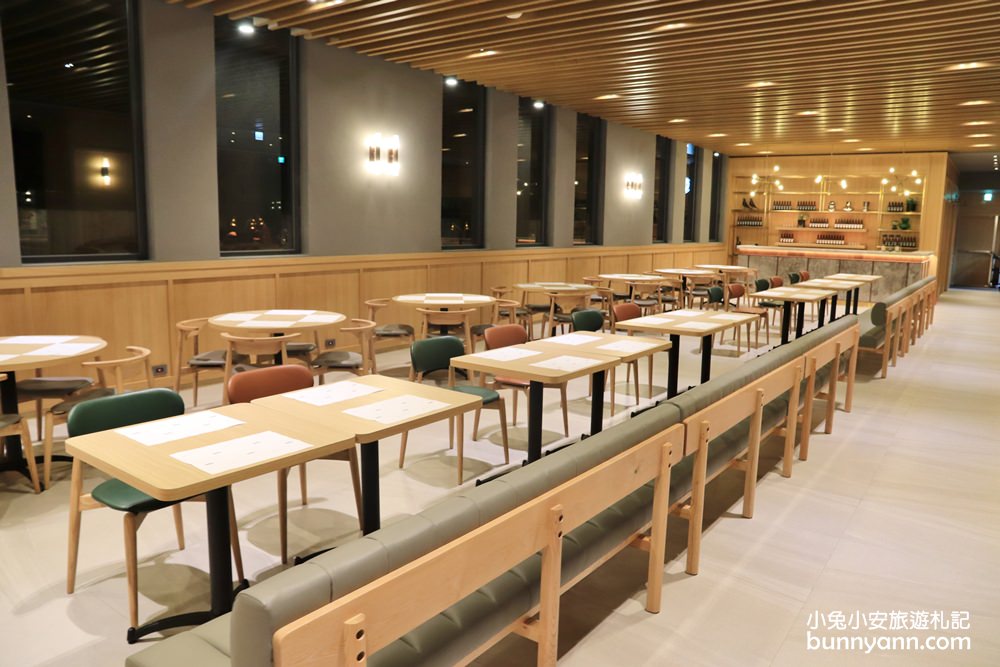 康橋慢旅｜台南最新文青系旅店，早餐宵夜下午茶免費吃到飽