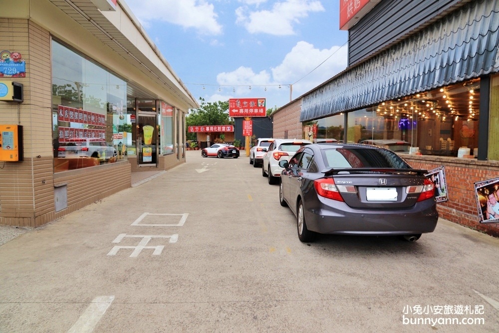 新竹景點》1:1火柴盒小汽車！7-ELEVEN飛凰門市車迷最新解任務打卡點在這~