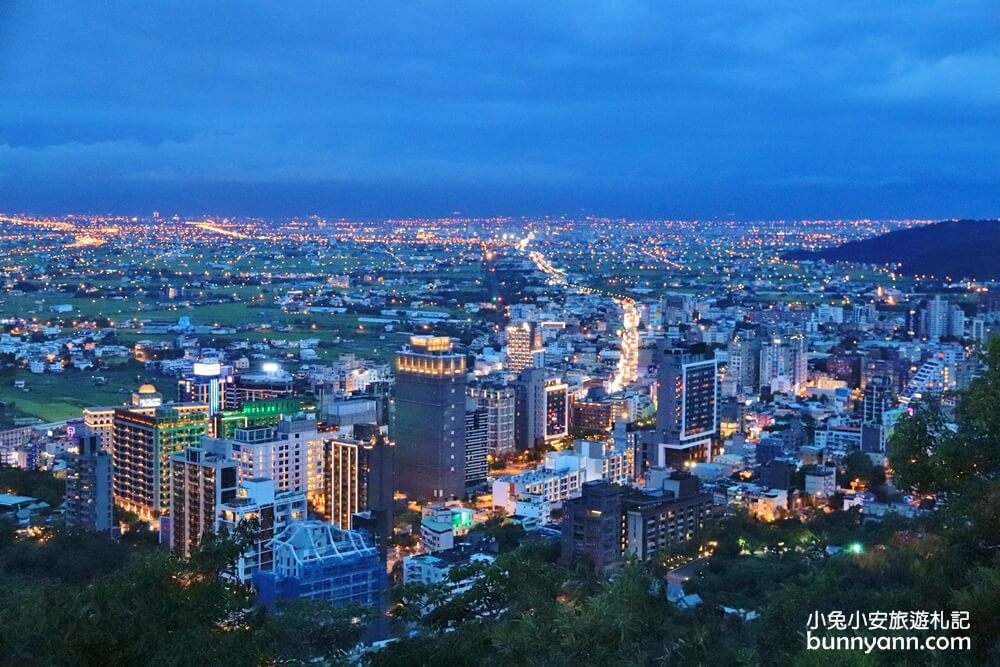 2.空ㄟ農場，礁溪賞夜景約會餐廳