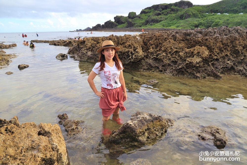 墾丁玩水推薦小巴里島岩，享受清澈沁涼海水(停車介紹)