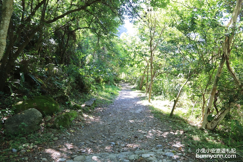 花蓮景點小錐麓步道，15分鐘攻略兩條吊橋與太魯閣河谷。