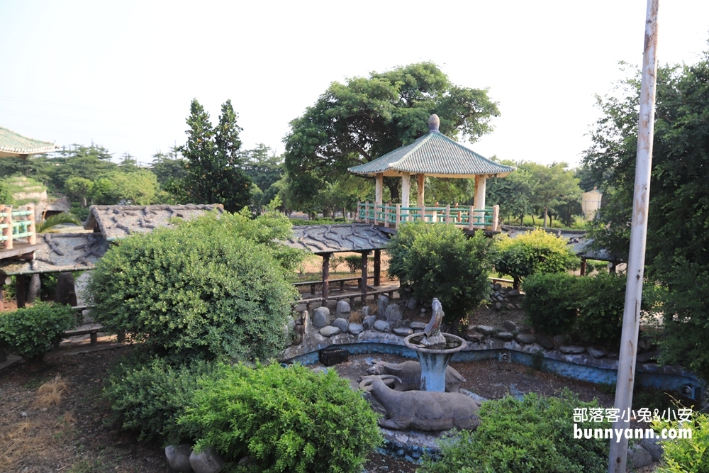 台中石頭公園，公園靈異傳說，勇闖廢棄摩天輪、太空列車探險去