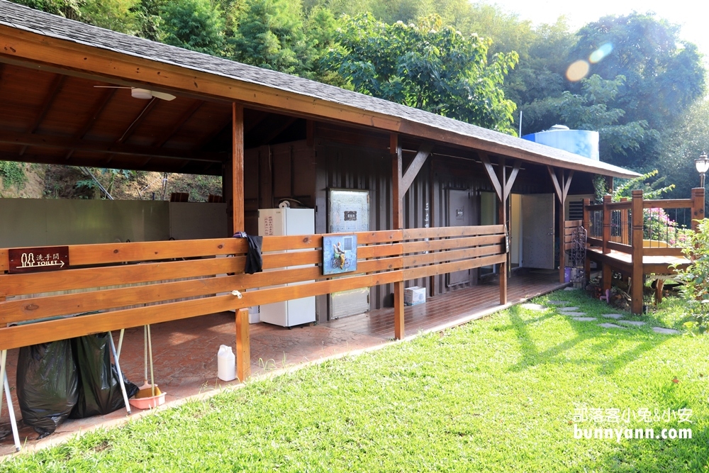 苗栗》風山雅筑莊園，三層樓滑水道、蚊子電影，一泊二食好好玩