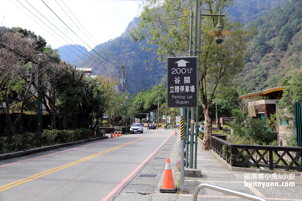 【台中】谷關溫泉公園，無料戶外溫泉美人足湯，泡完皮膚滑溜溜