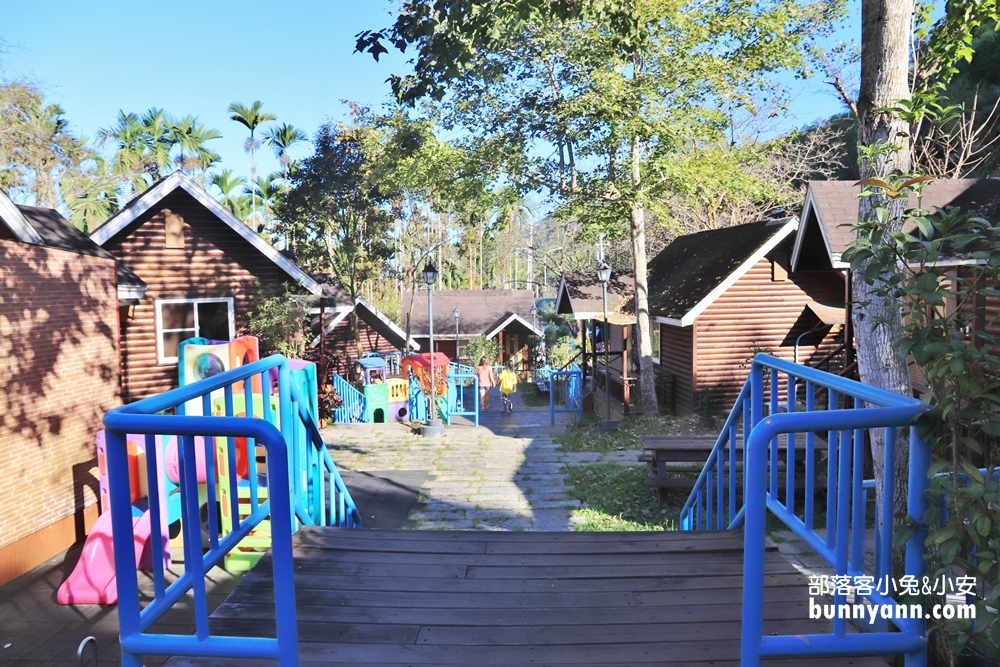 小孩玩瘋【杉溪鹿莊園】親子主題溜滑梯房，可愛熊、積木房超好玩