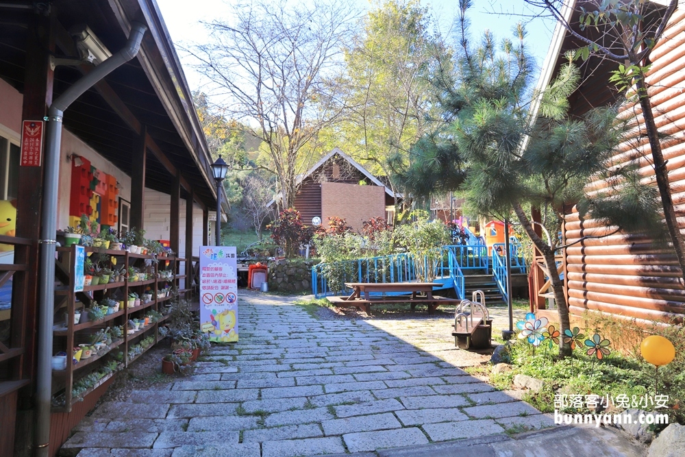 小孩玩瘋【杉溪鹿莊園】親子主題溜滑梯房，可愛熊、積木房超好玩