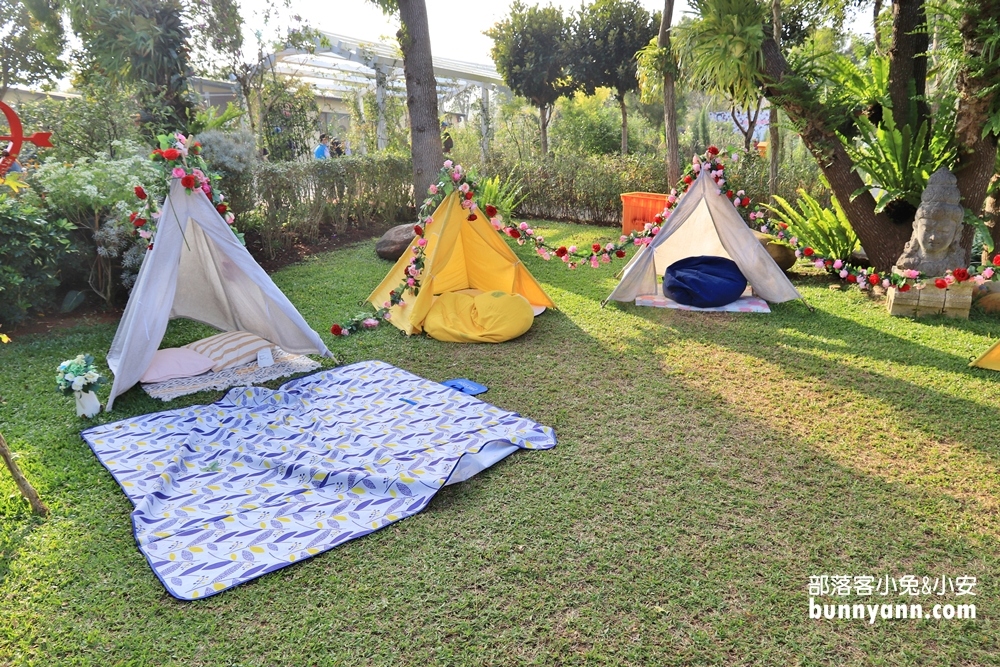 苗栗免費景點》雅聞香草植物工廠，玫瑰花園、哈比小屋隨你拍