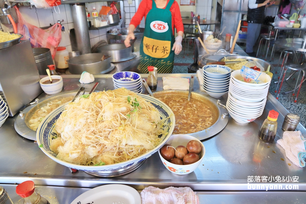 雲林美食》北港廟邊假魚肚，銅板價北港圓仔湯，食尚玩家也愛吃一波