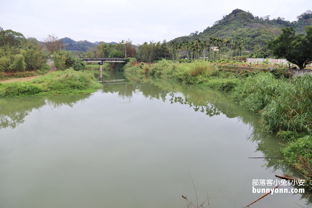 泡麵隨你吃「中寮石龍宮」南投泡麵土地公，怎麼拜我教你!!