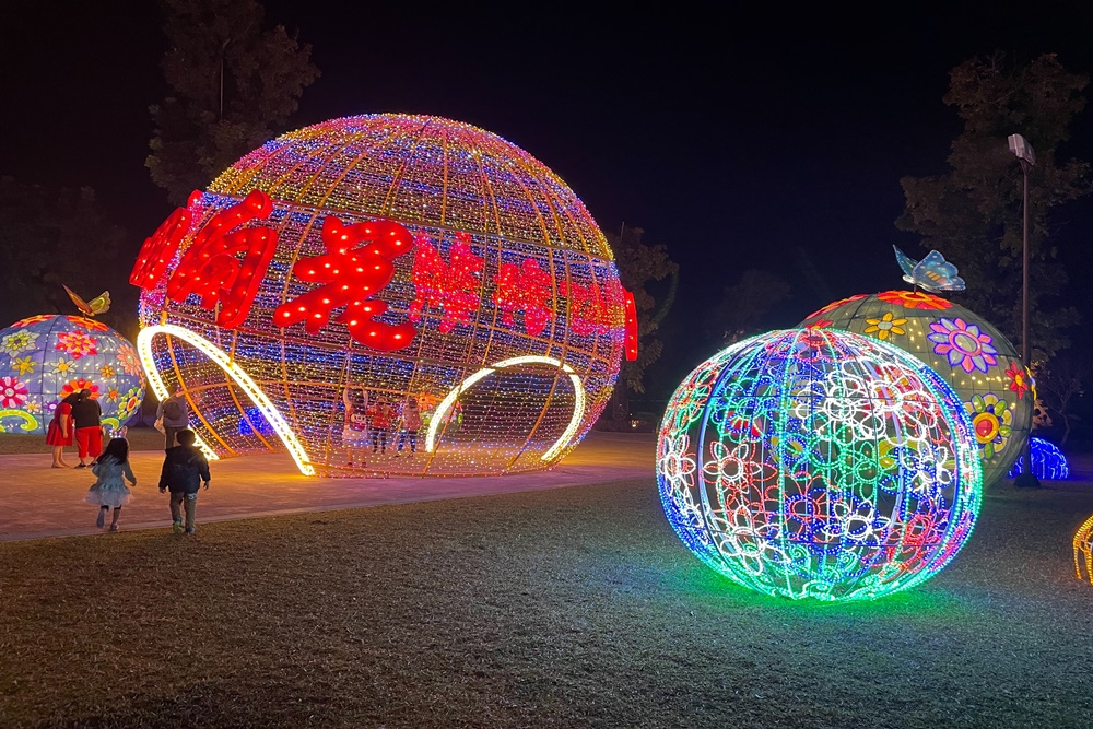 佛光山佛陀紀念館｜室內親子館免費玩，舒緩心情的絕佳園區