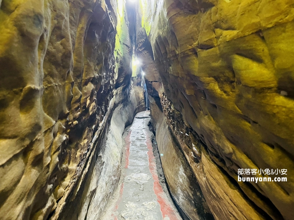 基隆佛手洞，超神祕私房景點仙洞巖，台版土耳其地下城探險!!