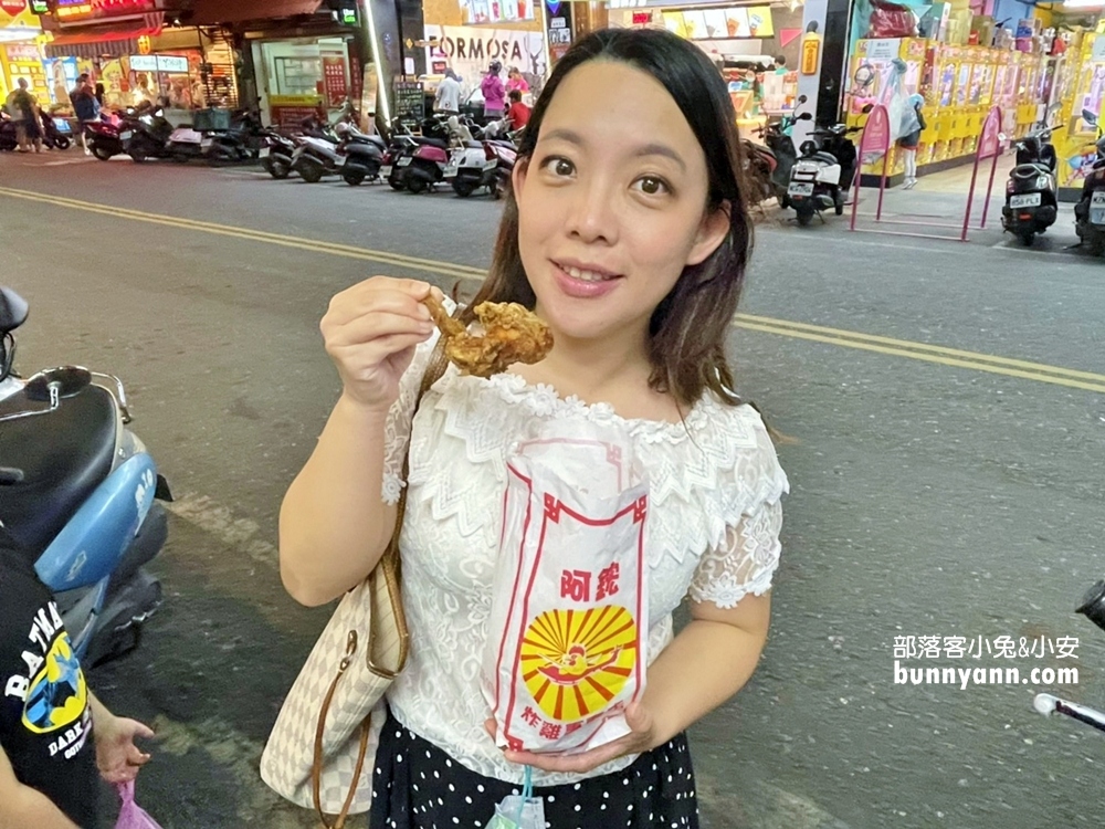 台東觀光夜市，正氣路夜市美食攻略，阿鋐炸雞、烤肉刈包、蚵仔煎吃到爽