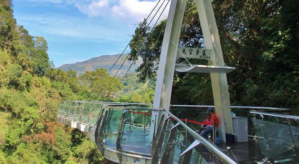 小烏來天空步道｜透明玻璃步道挑戰你的膽量(2024門票) @小兔小安*旅遊札記