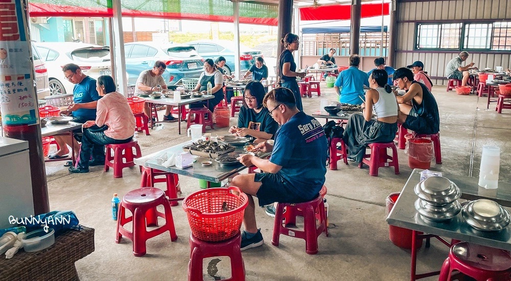 有夠鮮烤蚵吃到飽【嘉義烤蚵餐廳推薦】大又飽滿的帶殼鮮蚵隨你烤 @小兔小安*旅遊札記