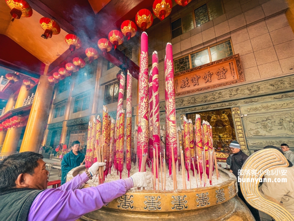 龍井景點》三陽玉府天宮 (龍井天公廟)，巨無霸香一支可燃好幾天。