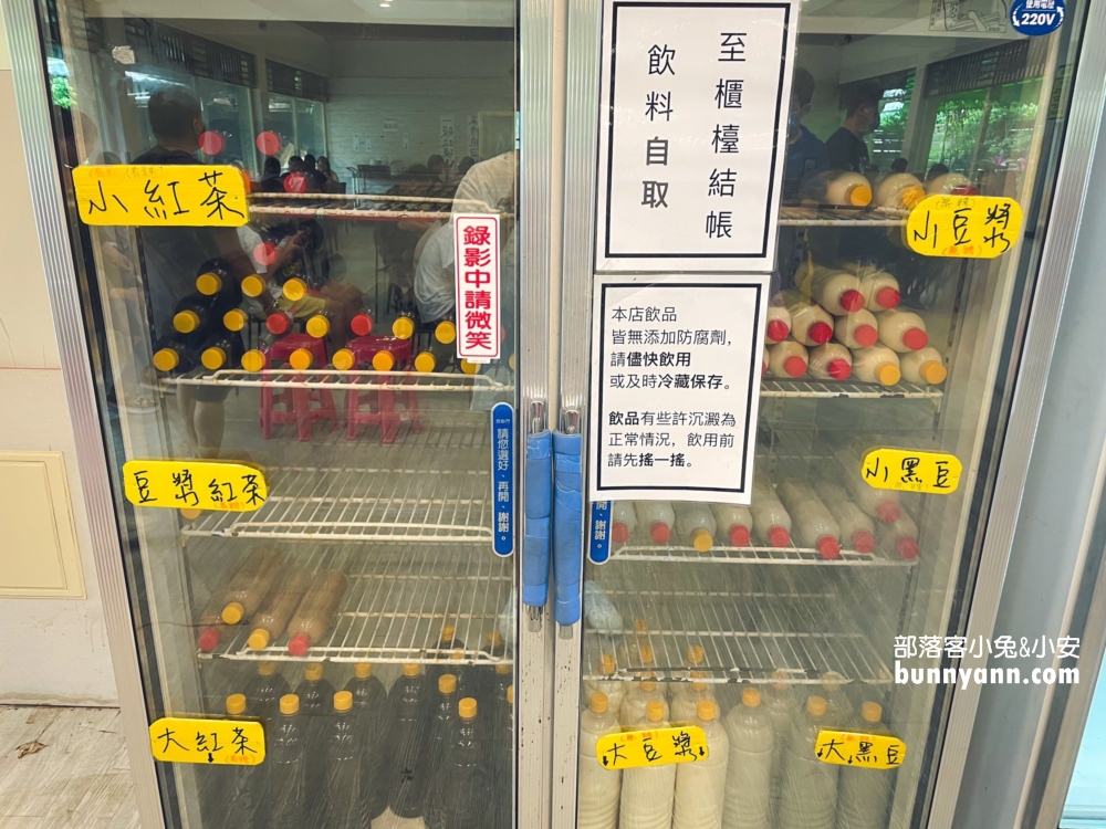 玉里橋頭臭豆腐大觀店，花蓮排隊臭豆腐桃園分店，環境、停車、價格一次打包。