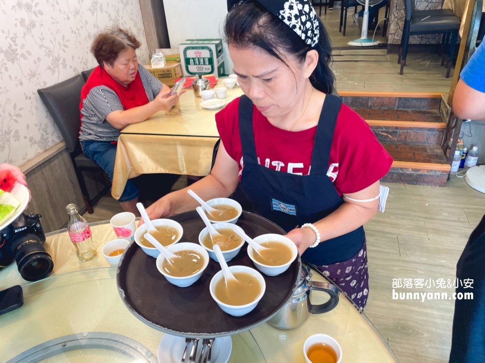 品冠客家小館｜松山區美食推薦8道菜才2千出頭也太便宜。