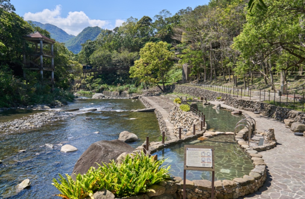 桃園合法的溪畔玩水【宇內溪戲水區】快來消暑沁涼一夏