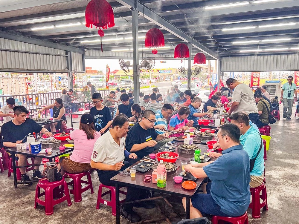 東石景點｜蠔碳嘉烤鮮蚵吃到飽