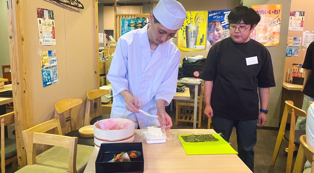 東京壽司手作體驗和日式料理課程，學習如何製作卷壽司和當壽司達人