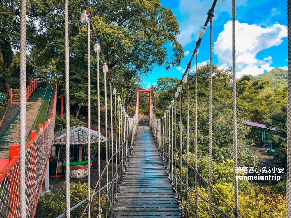 【河灣渡假村】懷舊版空中腳踏車在這裡玩，還能玩水、體能挑戰一次滿足