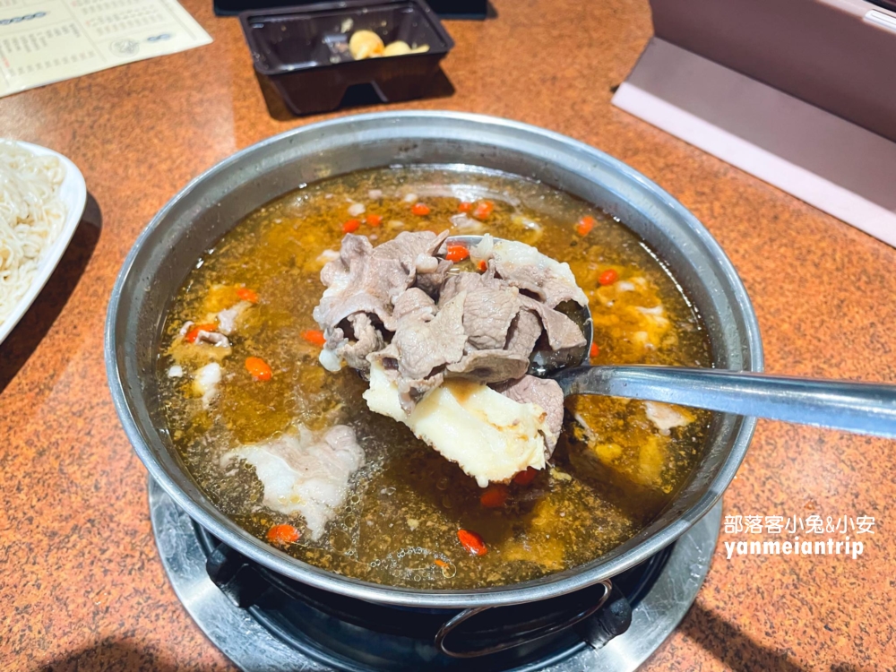 彰化【溪湖阿枝羊肉店】有免費停車場的羊肉爐餐廳