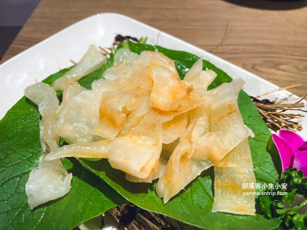 台北「星曜雞湯」地表最含膠質的砂鍋雞湯，這樣點最划算豐盛