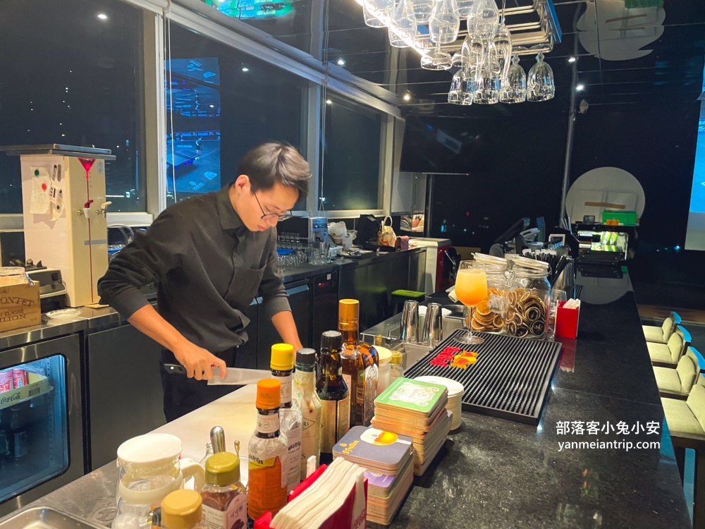 【嘉楠風華酒店】從頂樓酒吧喝調酒到親子遊戲場遛小孩從早玩到晚