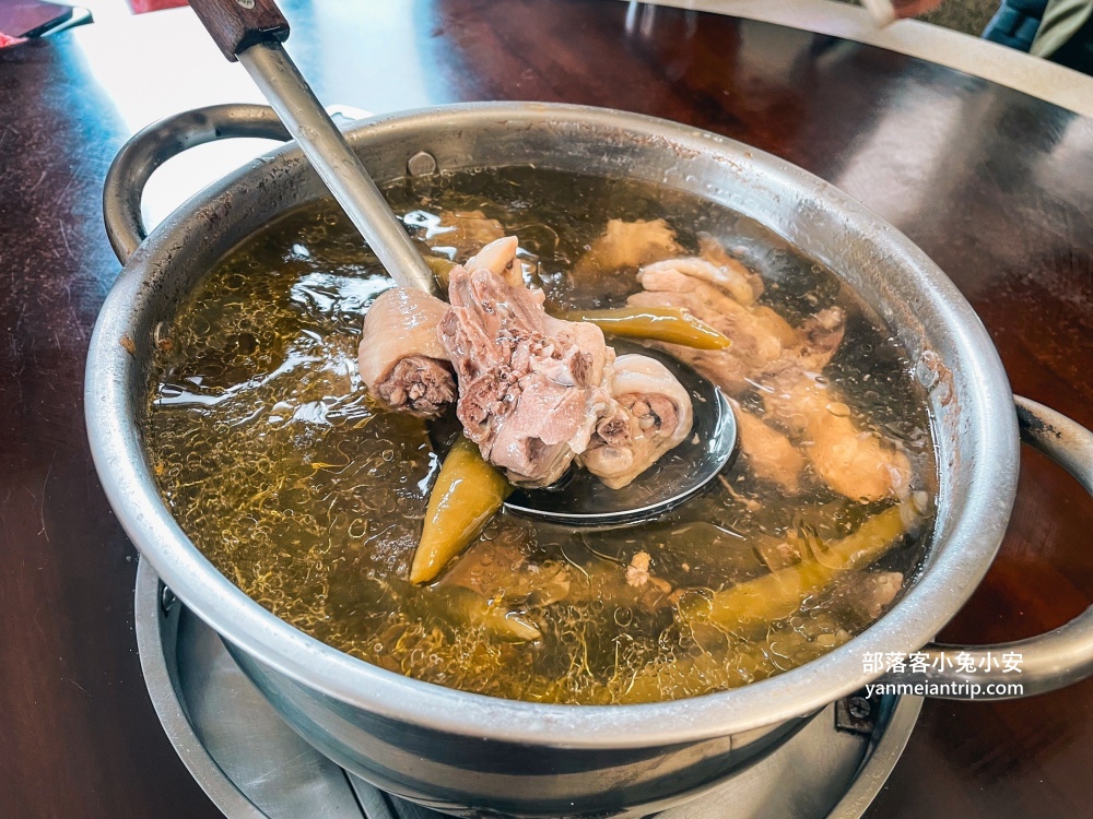 桃園觀音美食《安可土雞城》電話超級難接通的土雞餐廳!!